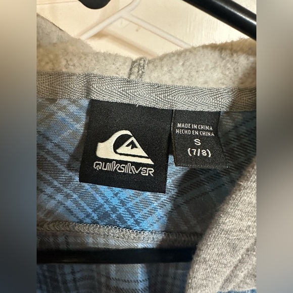 Boys Quiksilver Blue and Gray Plaid Shirt with Hood - Picture 3 of 7